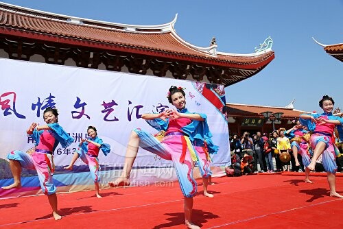 福建三大渔女风情文艺汇演之舞蹈赶海湄洲女