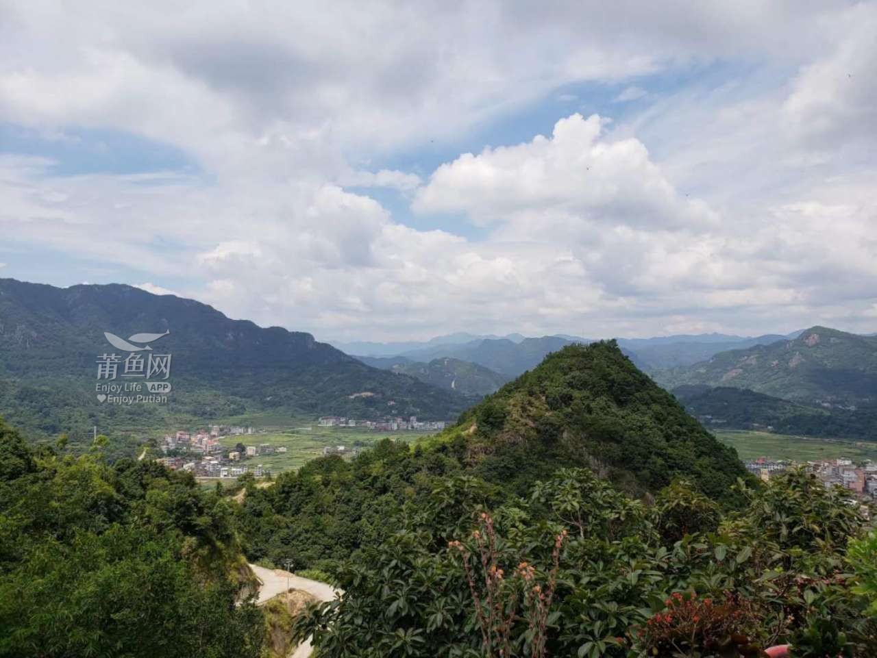 风景秀丽的涵江新县镇文笔峰