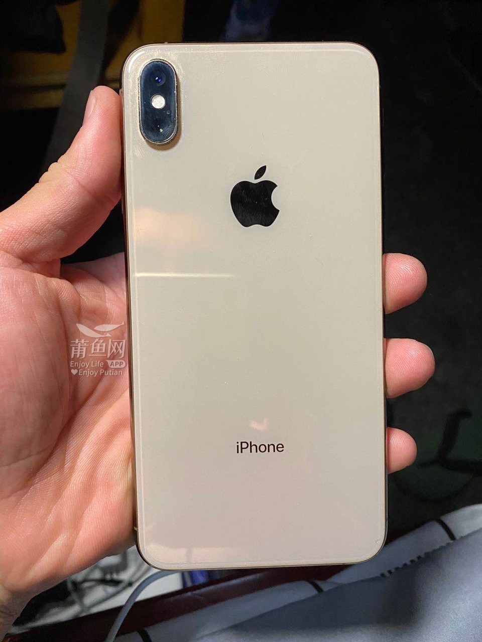 自用iphonexsmax64g国行金色