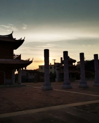 好久沒發帖，冒個泡先